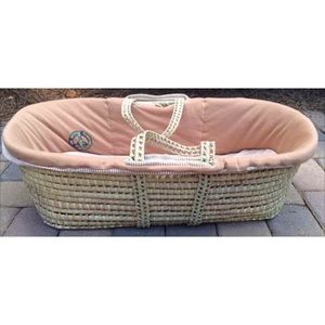 organic moses basket and stand